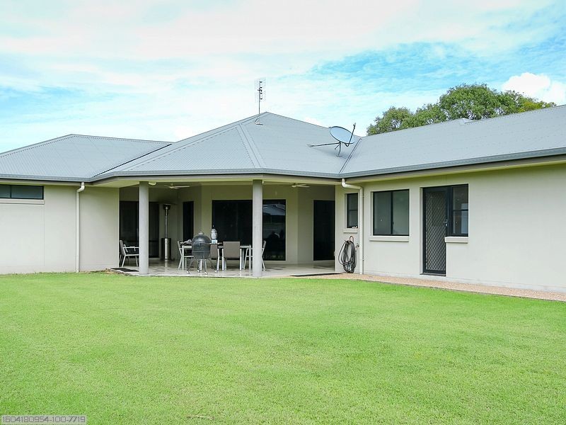 2 Norfolk Court, Kawungan QLD 4655