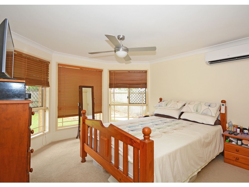 10 Thornbill Drive, Eli Waters QLD 4655