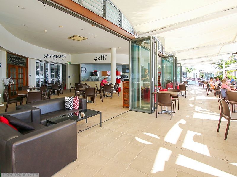 569 Esplanade, Urangan QLD 4655