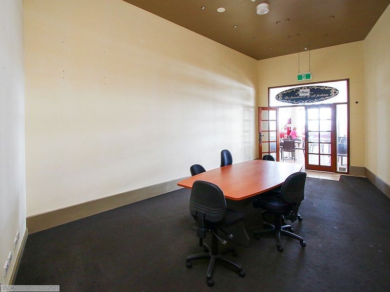 569 Esplanade, Urangan QLD 4655