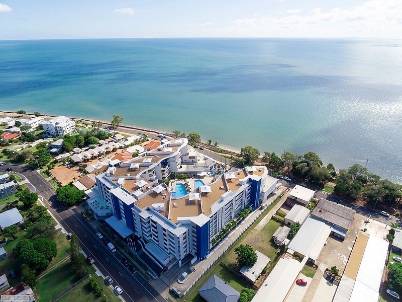 569 Esplanade, Urangan QLD 4655