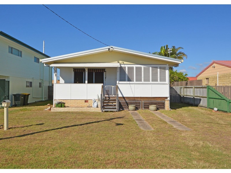 3 Ocean Street, Torquay QLD 4655