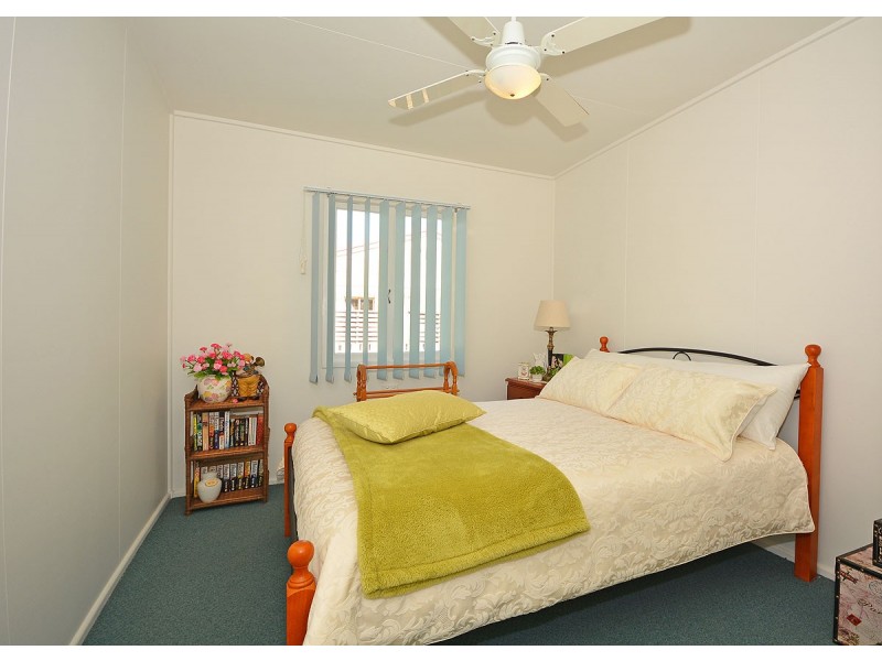 3 Ocean Street, Torquay QLD 4655