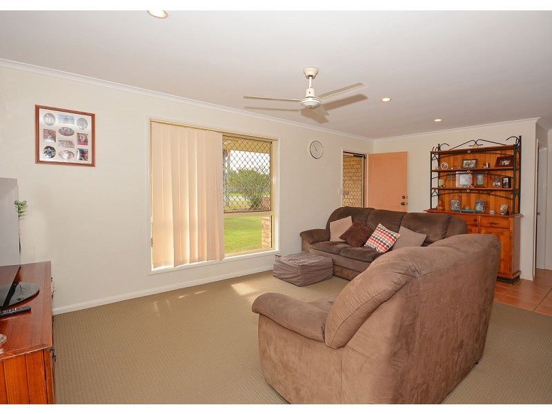 14 Rankin Street, Point Vernon QLD 4655