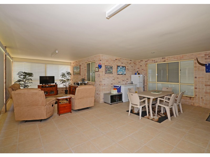 23 Louise Drive, Burrum Heads QLD 4659