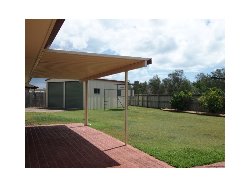19 Kestrel Court, Eli Waters QLD 4655