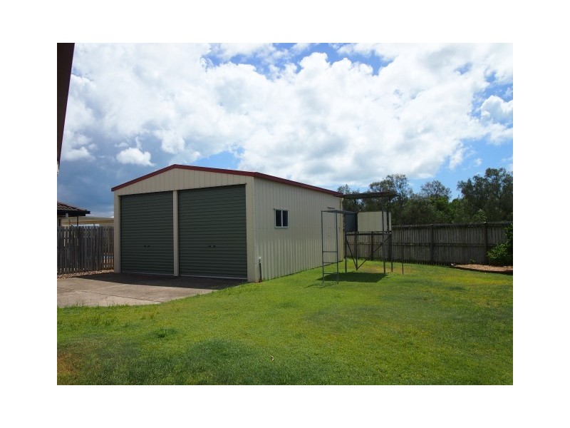 19 Kestrel Court, Eli Waters QLD 4655