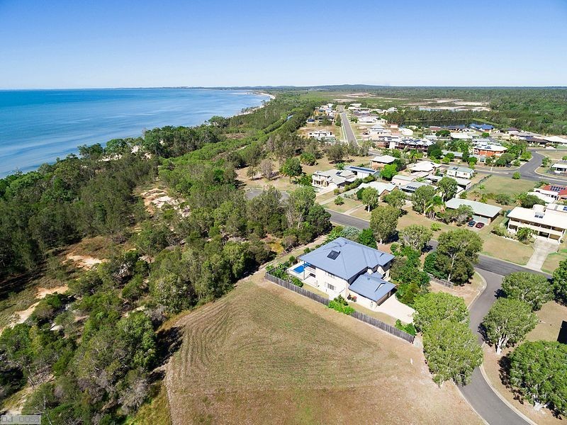 1 Tamarind Close, Burrum Heads QLD 4659
