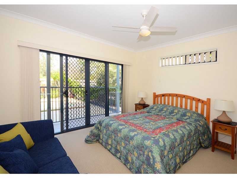 1 Tamarind Close, Burrum Heads QLD 4659