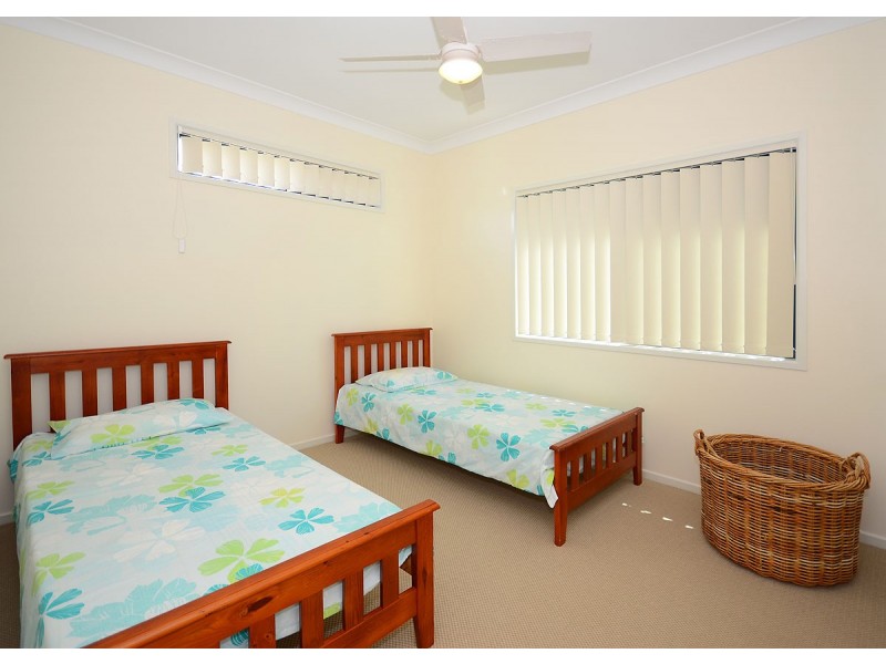 1 Tamarind Close, Burrum Heads QLD 4659