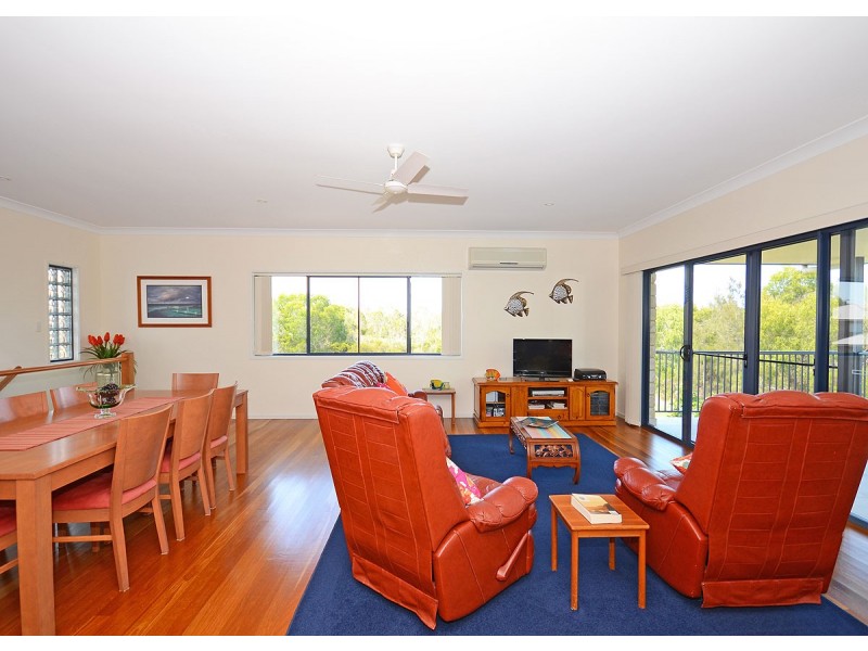 1 Tamarind Close, Burrum Heads QLD 4659