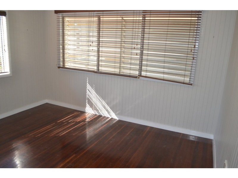 532 Charlton Esplanade, Urangan QLD 4655