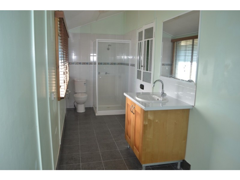 532 Charlton Esplanade, Urangan QLD 4655