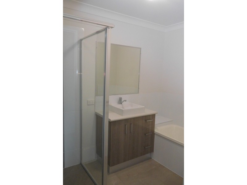 1/60 Tranquil Drive, Wondunna QLD 4655