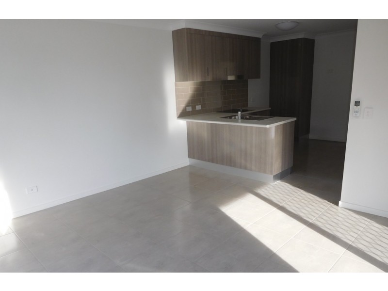 2/60 Tranquil Drive, Wondunna QLD 4655