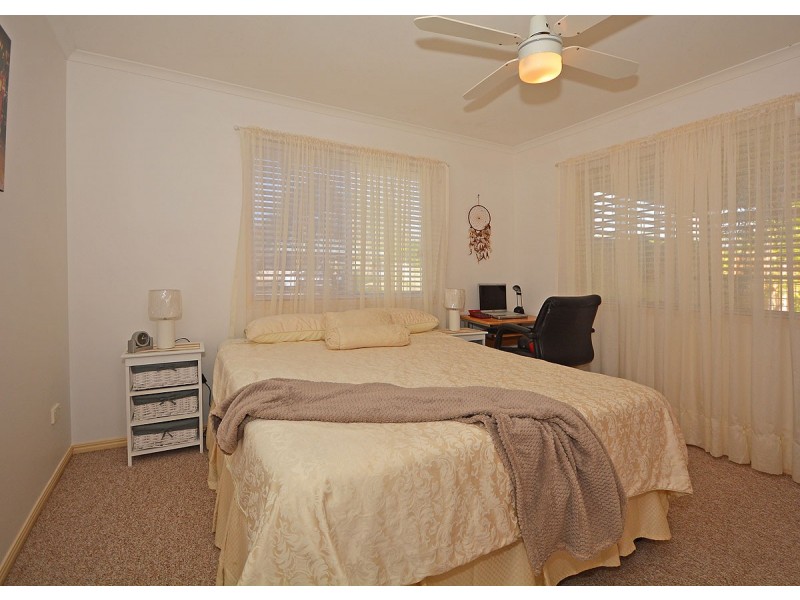 1 Shoreline Court, Urangan QLD 4655