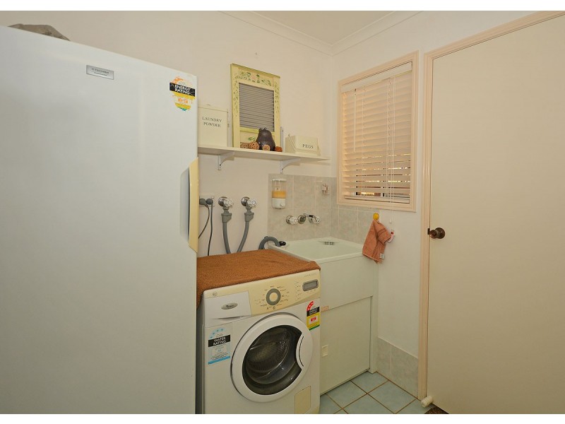 1 Shoreline Court, Urangan QLD 4655