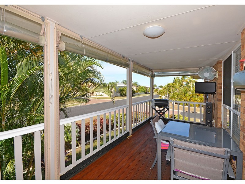 1 Shoreline Court, Urangan QLD 4655