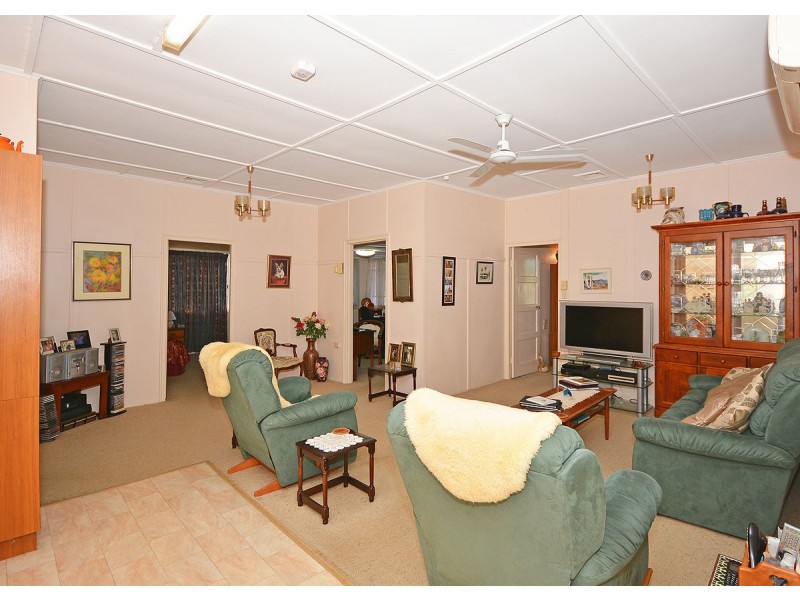 34 Truro Street, Torquay QLD 4655