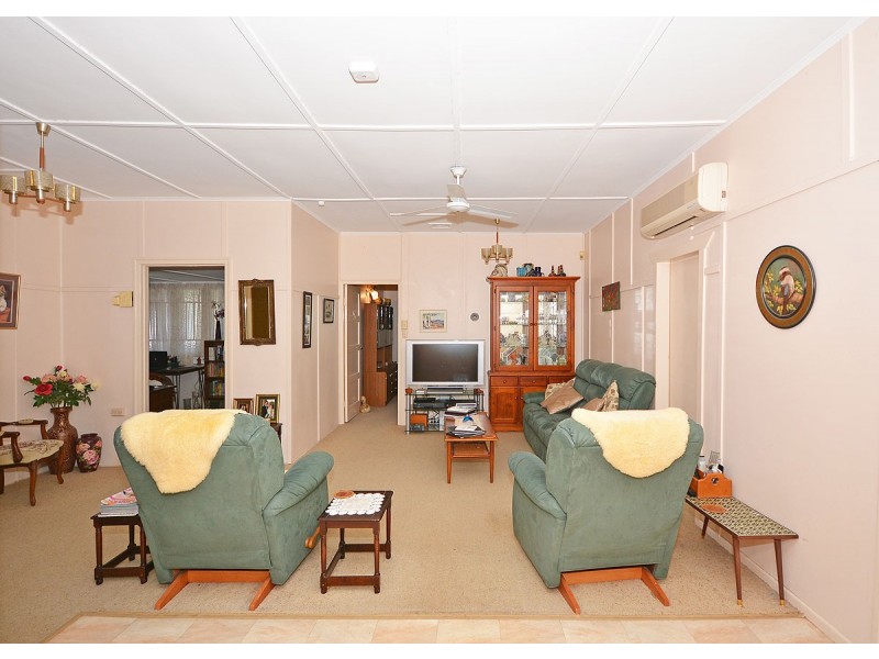 34 Truro Street, Torquay QLD 4655