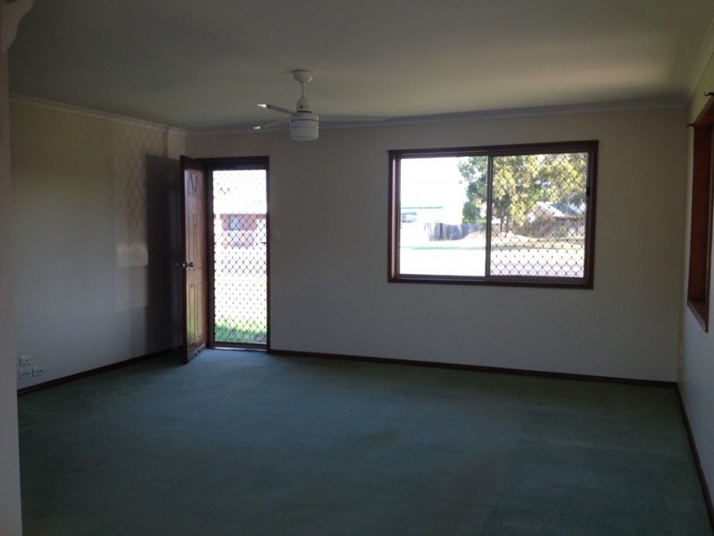 30 Caringa Street, Urangan QLD 4655