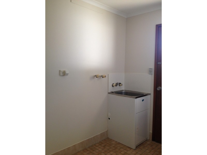 30 Caringa Street, Urangan QLD 4655
