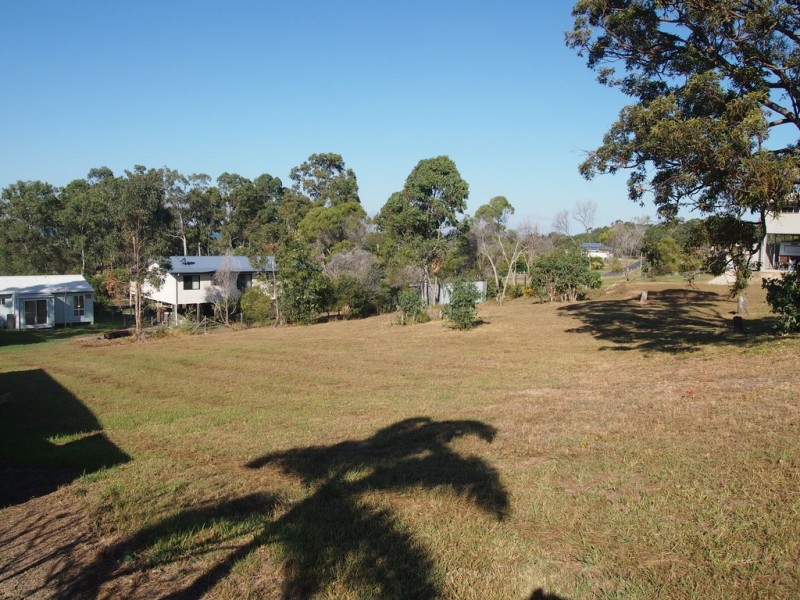 32 Petrel Avenue, River Heads QLD 4655