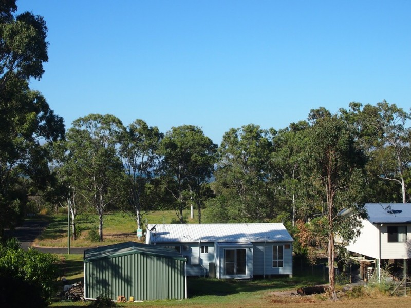 32 Petrel Avenue, River Heads QLD 4655