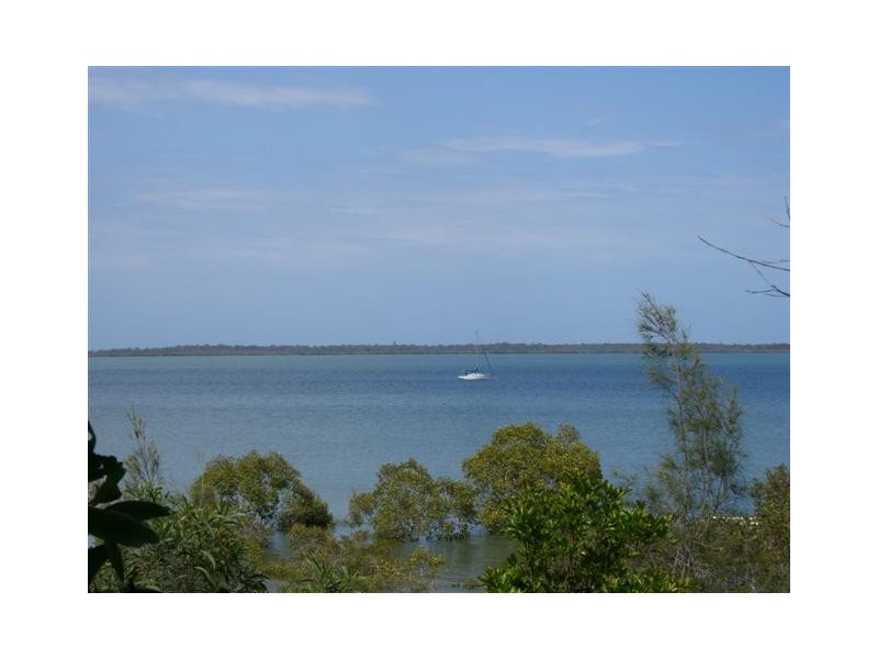 32 Petrel Avenue, River Heads QLD 4655