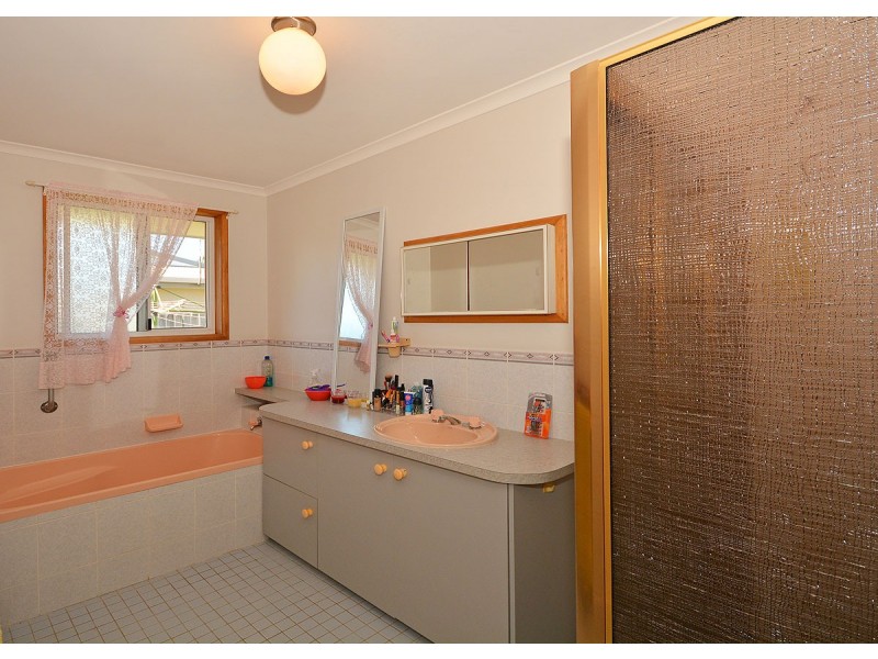 2 Kululu Crescent, Scarness QLD 4655