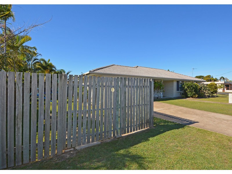 2 Kululu Crescent, Scarness QLD 4655