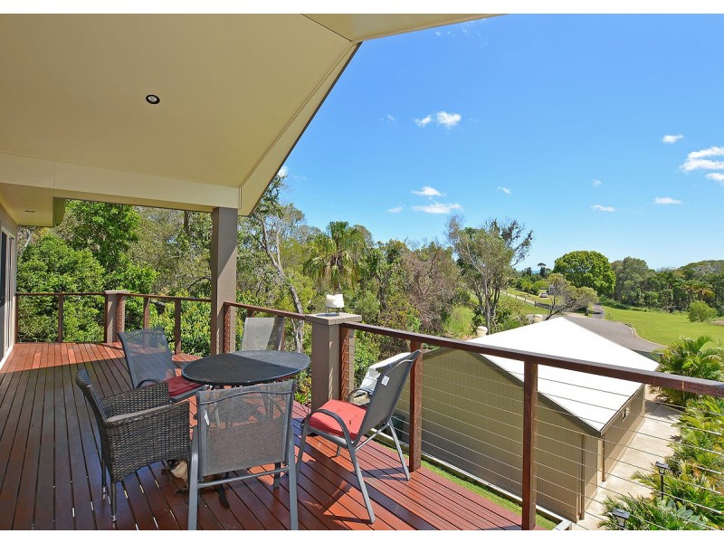 8 Rockyglen Court, Craignish QLD 4655