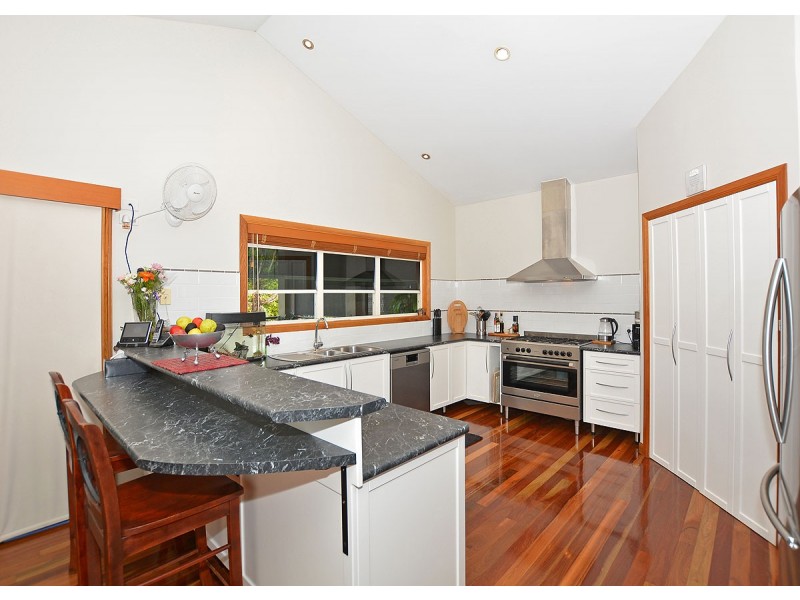 8 Rockyglen Court, Craignish QLD 4655