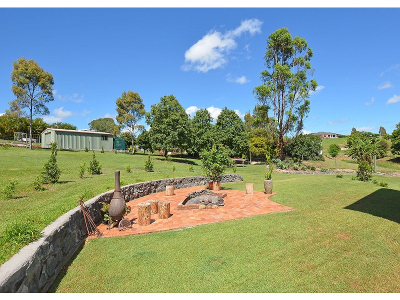 8 Rockyglen Court, Craignish QLD 4655