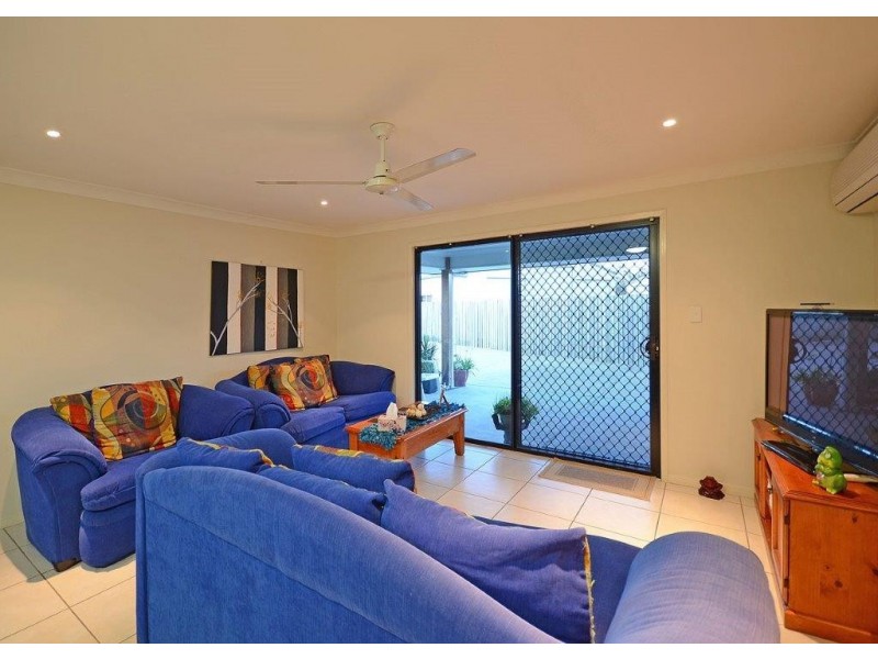 23 Kestrel Court, Eli Waters QLD 4655
