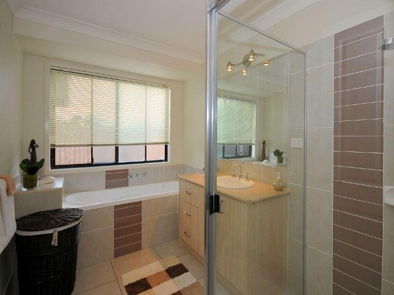 23 Kestrel Court, Eli Waters QLD 4655