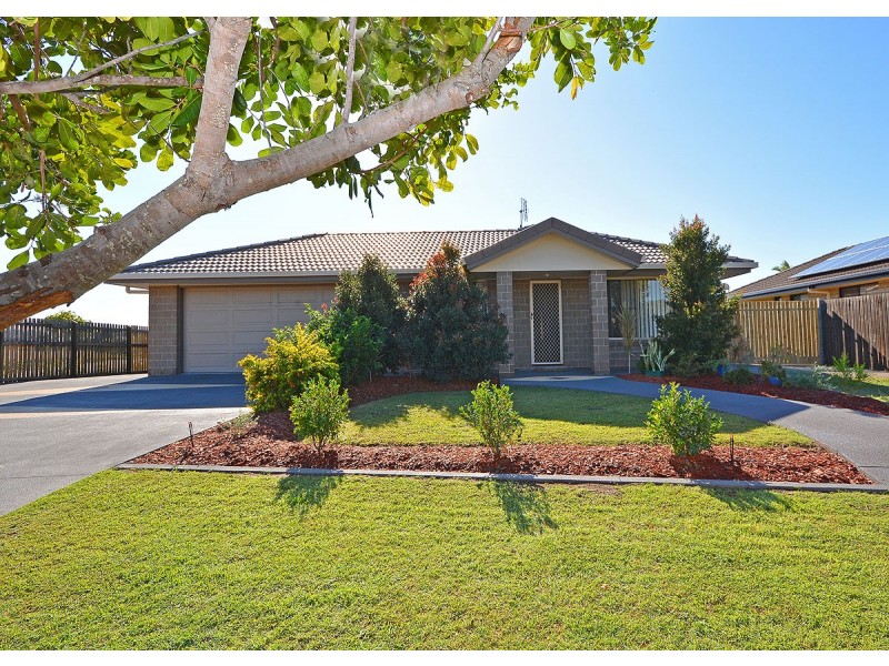 27 Spinnaker Drive, Point Vernon QLD 4655