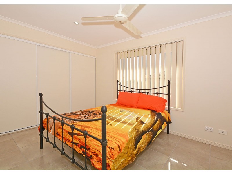 27 Spinnaker Drive, Point Vernon QLD 4655