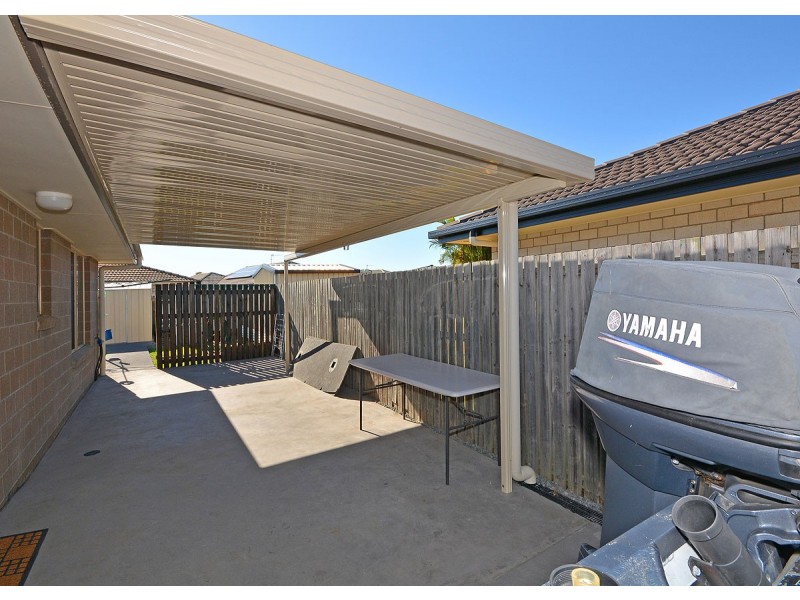 27 Spinnaker Drive, Point Vernon QLD 4655