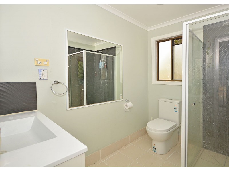 49 Shore Road West, Booral QLD 4655