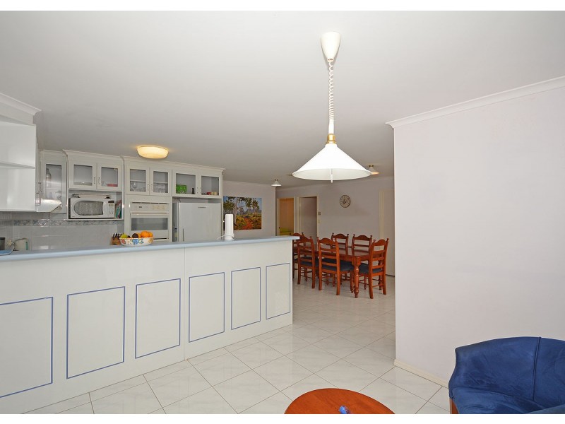 180 Truro Street, Urangan QLD 4655