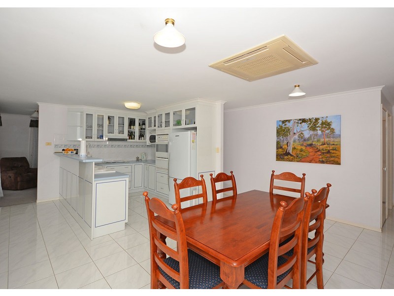 180 Truro Street, Urangan QLD 4655