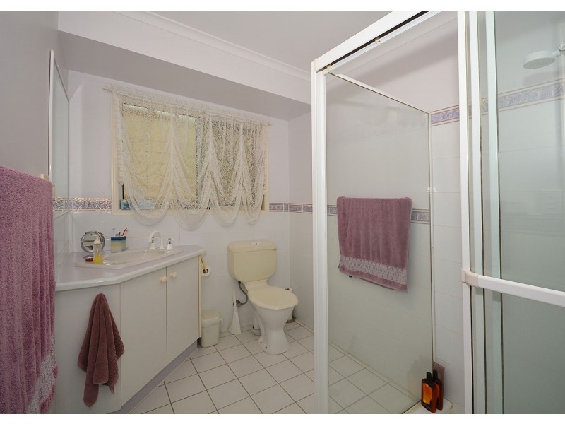 180 Truro Street, Urangan QLD 4655