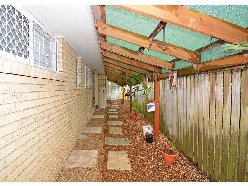 180 Truro Street, Urangan QLD 4655