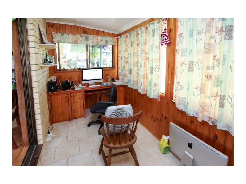 81 Hammond Street, Urangan QLD 4655