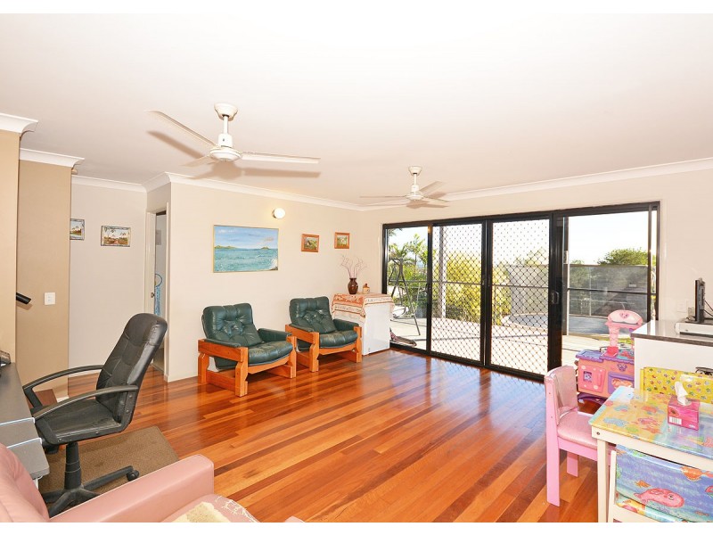 91 Christensen Street, Urraween QLD 4655