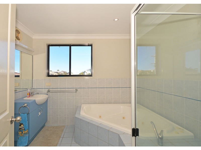 91 Christensen Street, Urraween QLD 4655