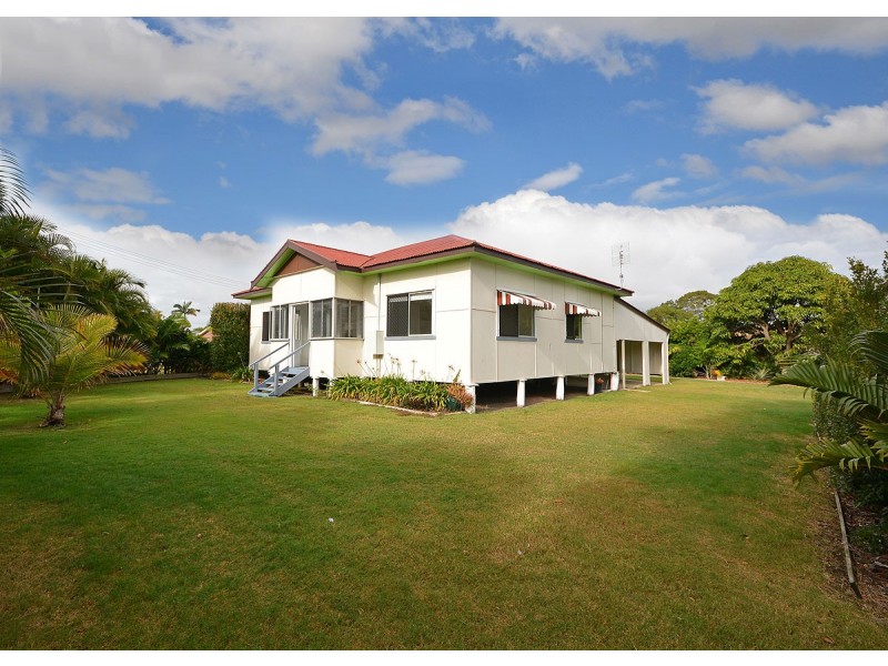 31-33 Urangan Street, Torquay QLD 4655
