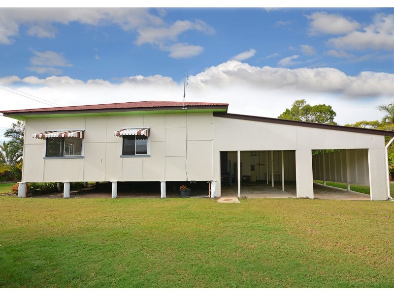 31-33 Urangan Street, Torquay QLD 4655