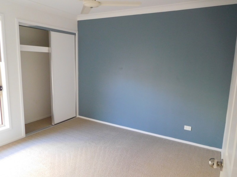 17 Santa Maria, Eli Waters QLD 4655